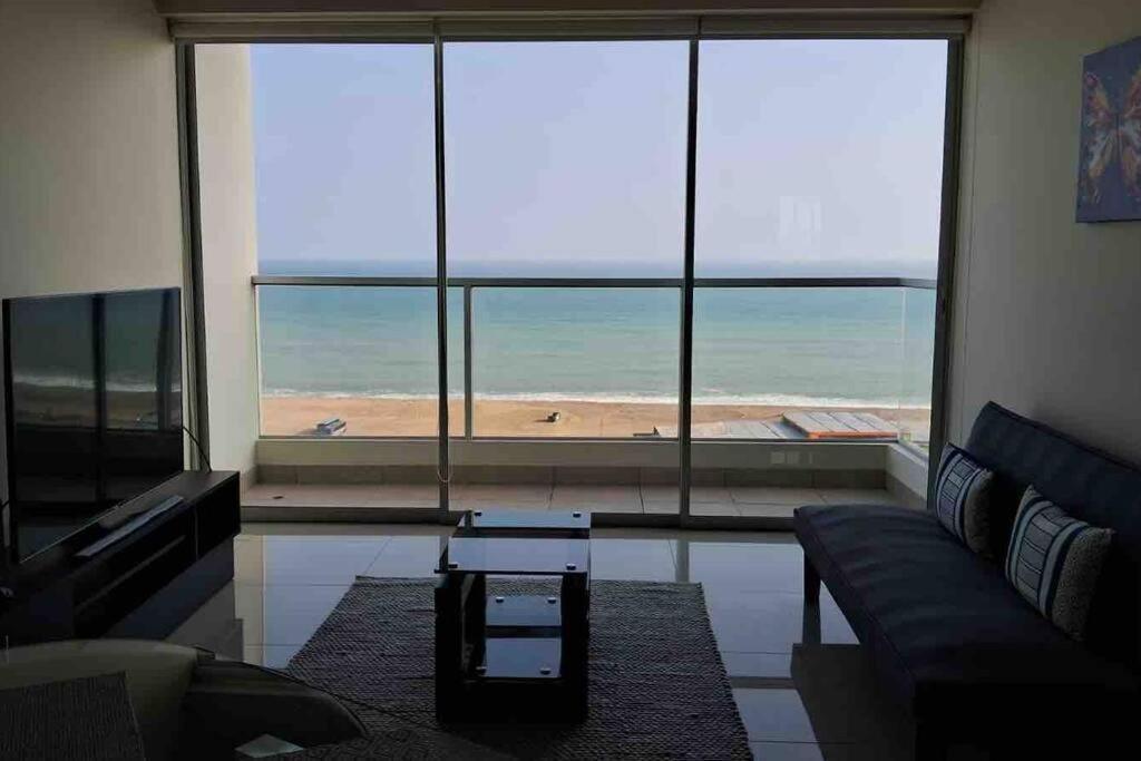 Apartamento De Estreno Con Balcon Frente Al Mar. Lima Kültér fotó